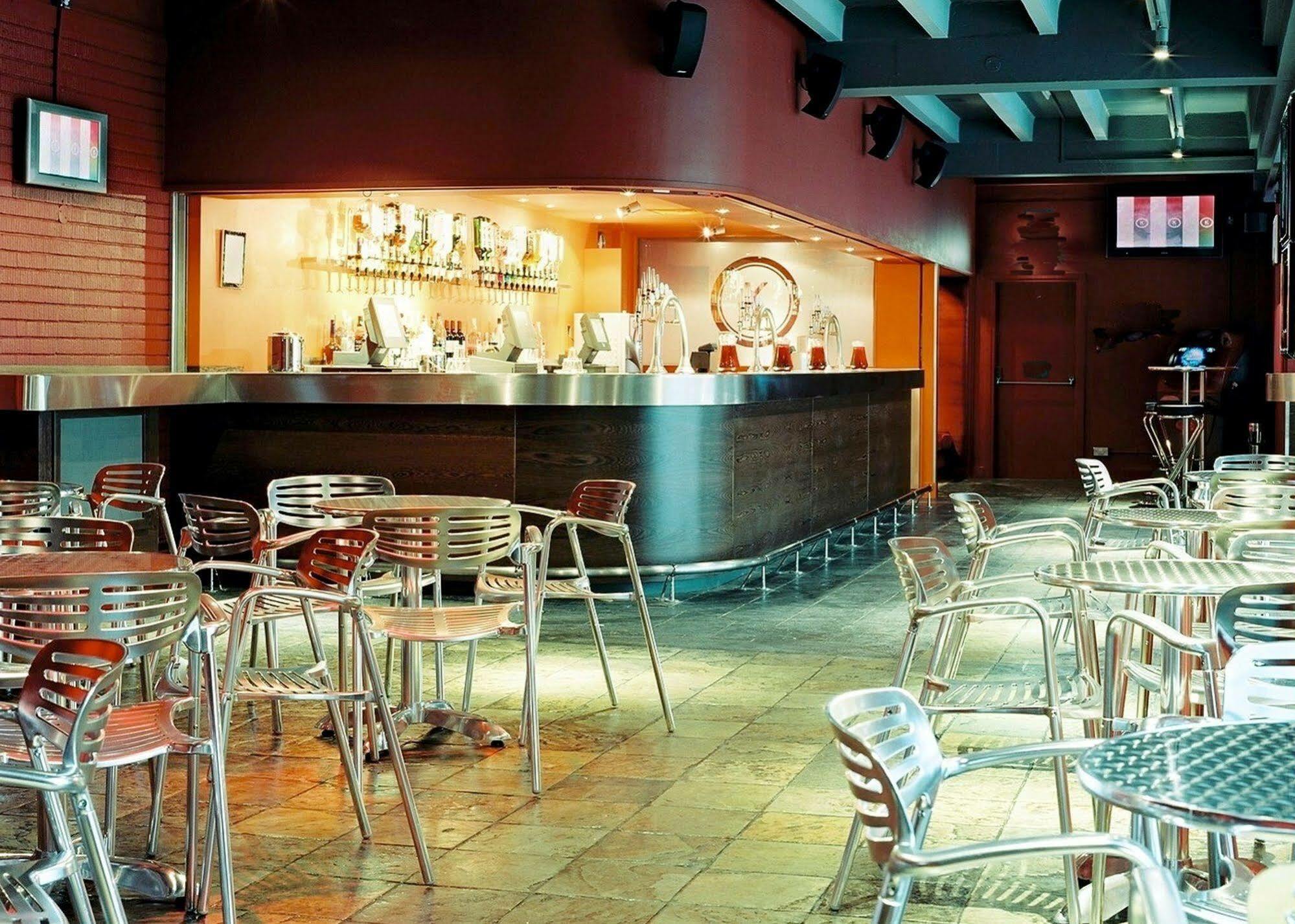 Turing College Hotel Кентърбъри Екстериор снимка